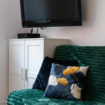 Warzywnicza Motlawa River By Renters غدانسك