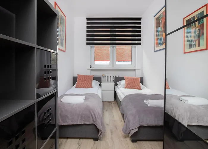 Warzywnicza Motlawa River By Renters Apartment