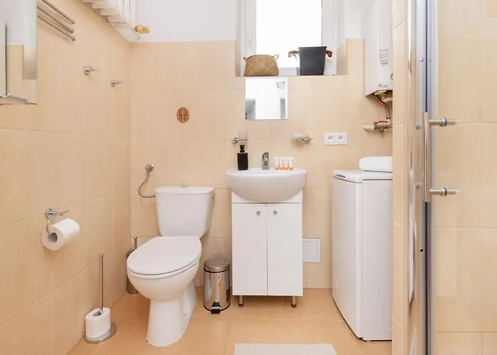 Warzywnicza Motlawa River By Renters Apartment *