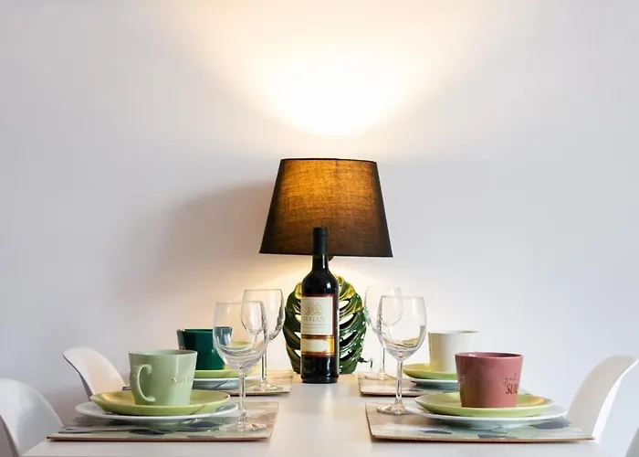 Warzywnicza Motlawa River By Renters Danzica